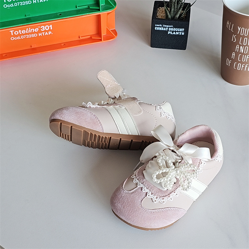 Scarpe sportive con perle e pizzo per neonate e bimbe_voghion.com