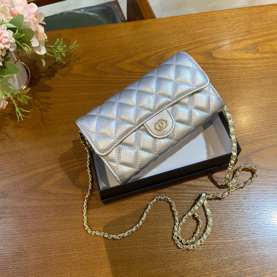 대형 실버 색상은 휴대폰을 보관할 수 있으며 수집 및 선물 제공이 가능합니다.