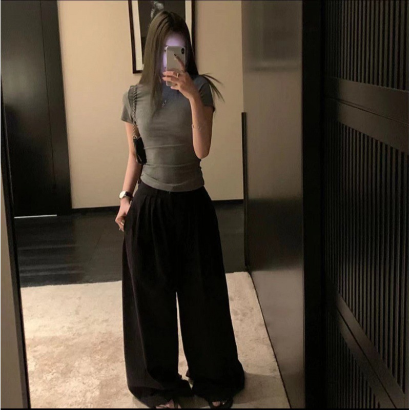 酸素漫画の体つきの白い肩のtシャツの女性のスポーツの夏の修身のセクシーさはやせている純色の丸首の上着を現します。
