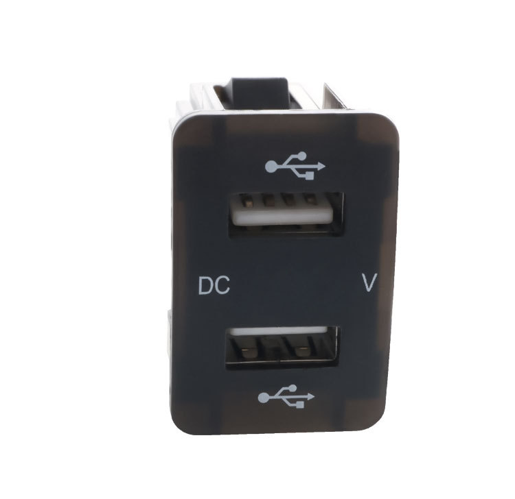 Factory direct car dedicated to kareiling double Qing double usb installed car charger interface charger