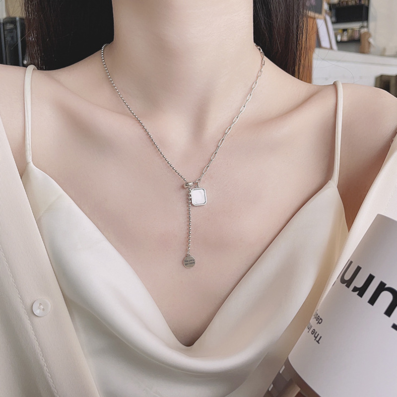 Small design fashionable elegant universal necklace