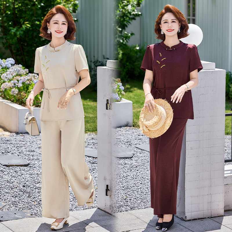 Young Mom Summer Outfit Set 2026 New Style Top Middle-Aged Women's Summer Chiffon Shirt Mother-In-Law Wedding Banquet Outfit