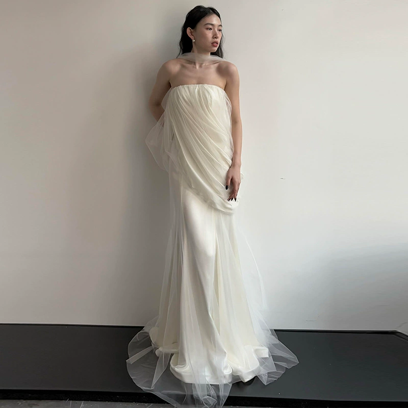 Необходимо перевести:Tube top for bride, wedding dress, high-quality style, french style, lace dress