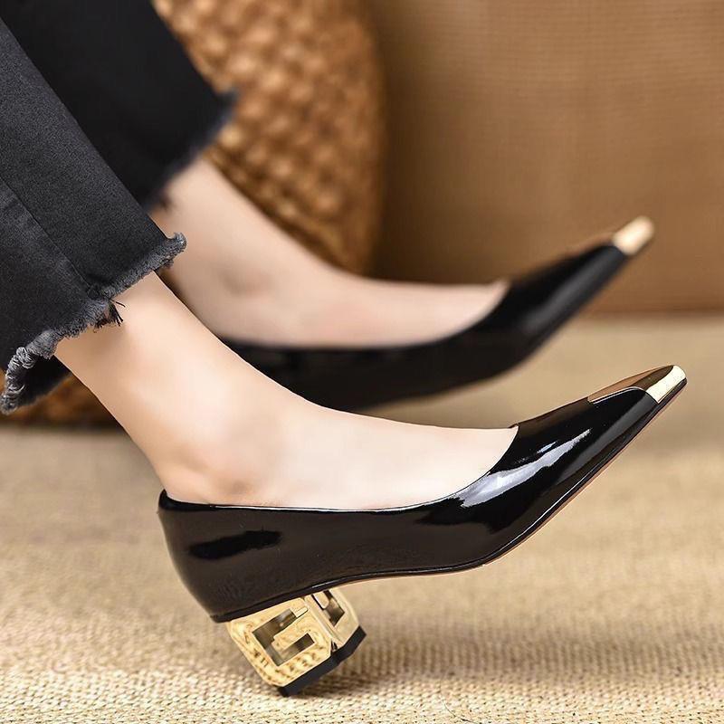 High Heels for Women 2025 Spring & Fall New Style French Retro Metal Toe Shallow Breathable Elegant Anti-Kick Work Clothing Thick Heel Flats for Women