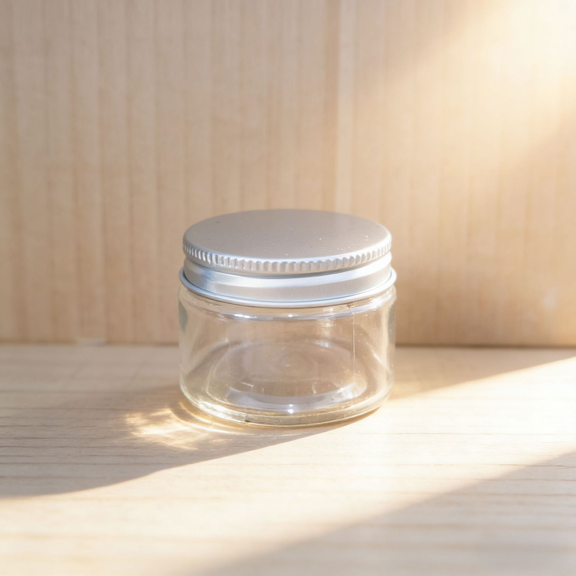 La lata de plástico de Phi 50 mm contiene frijoles disueltos, crema para los ojos de la botella de boca ancha, la crema se distribuye en la lata vacía de plástico PET y se tira de la almohadilla Interior. image 3