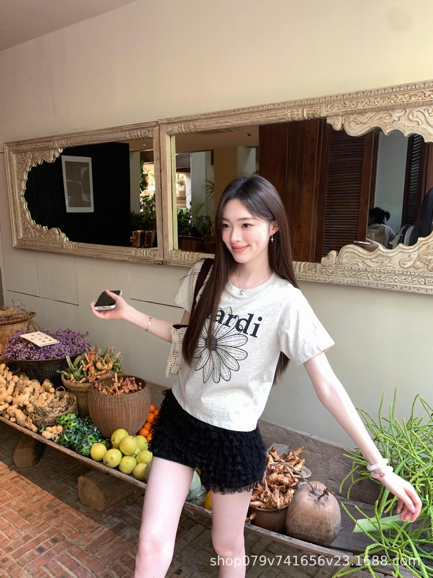 韩版现货Mardi短袖T恤夏季新款小雏菊印花修身辣妹风休闲短款上衣