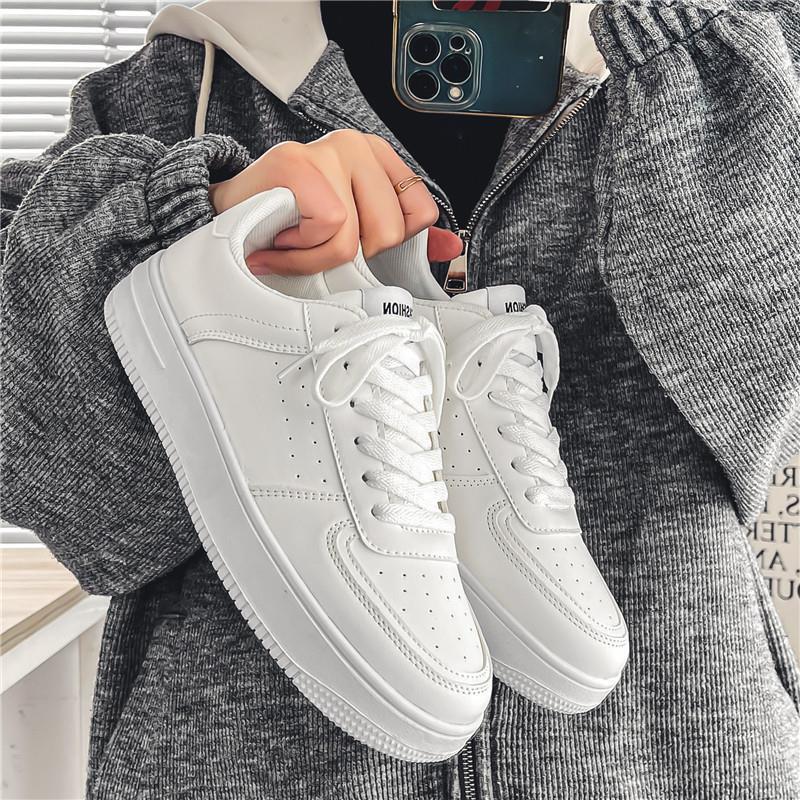 Air Force One White Sneakers for Men, Autumn Breathable Sports Shoes, 2026 New Versatile Men's Shoes, Campus Student Casual Shoes