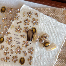 ����ħ֮�������N���͹����������w�ٺϻ���C���zָ���b�Ʒ