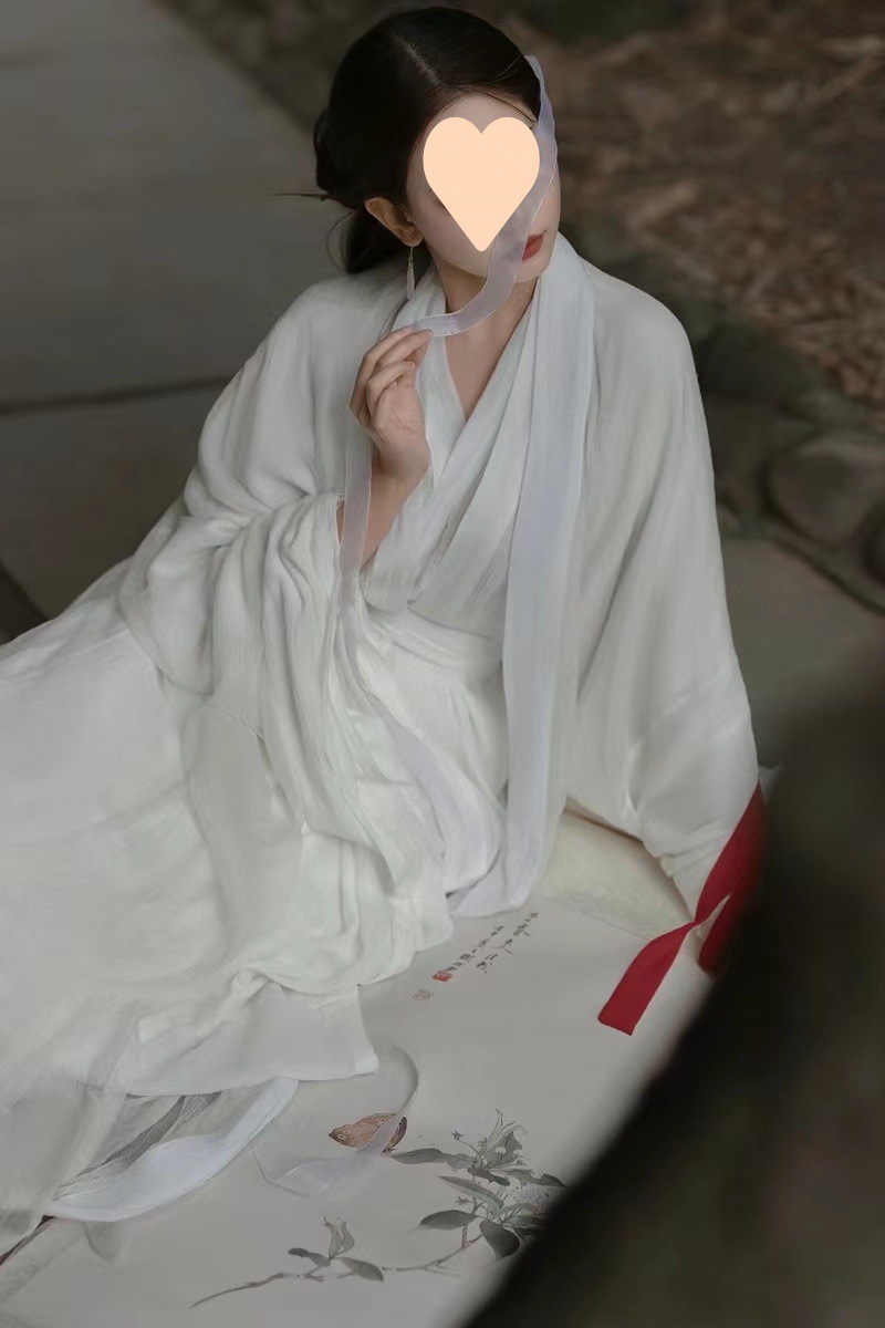 87645b4f-ca62-40e3-b4c6-4feab1c7d9f9.jpe