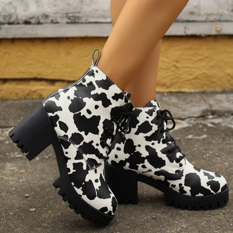 Трансграничные модные короткие сапоги из коровьей кожи с рисунком 2023 осень и зима Новая одежда на толстом каблуке на толстой подошве модные сапоги оптом