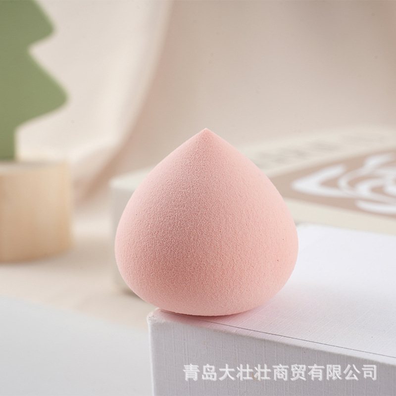 Esponja de Maquillaje Ghostly Axe Magic Egg, Súper Suave y Delicada con la Piel, Herramienta de Maquillaje que No Absorbe Polvo, Esponja de Maquillaje Q-Elastic con Forma y Detalles Únicos