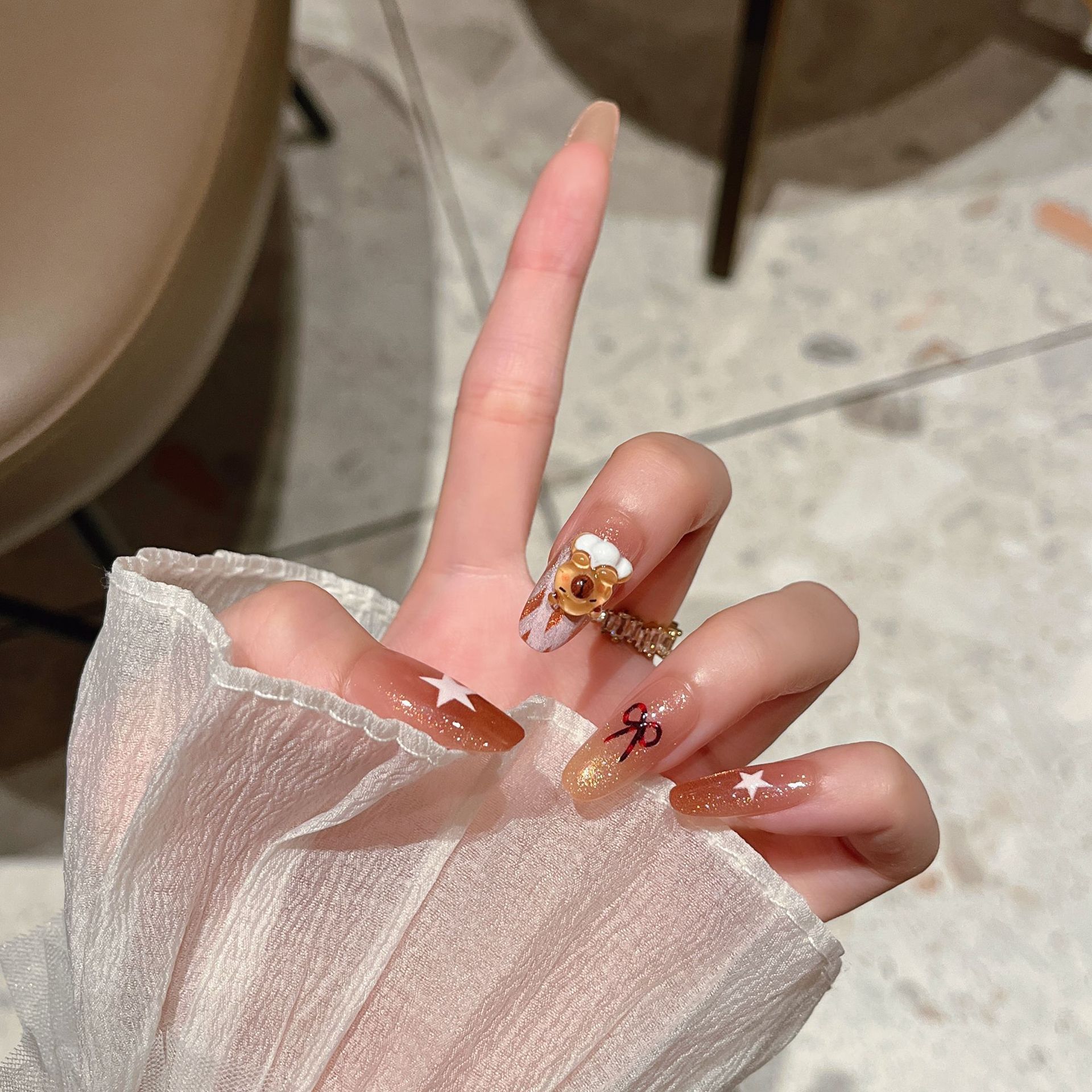 Otoño y invierno nuevo desgaste de uñas Capibara productos terminados lindos parches de uñas ovales de uñas falsas