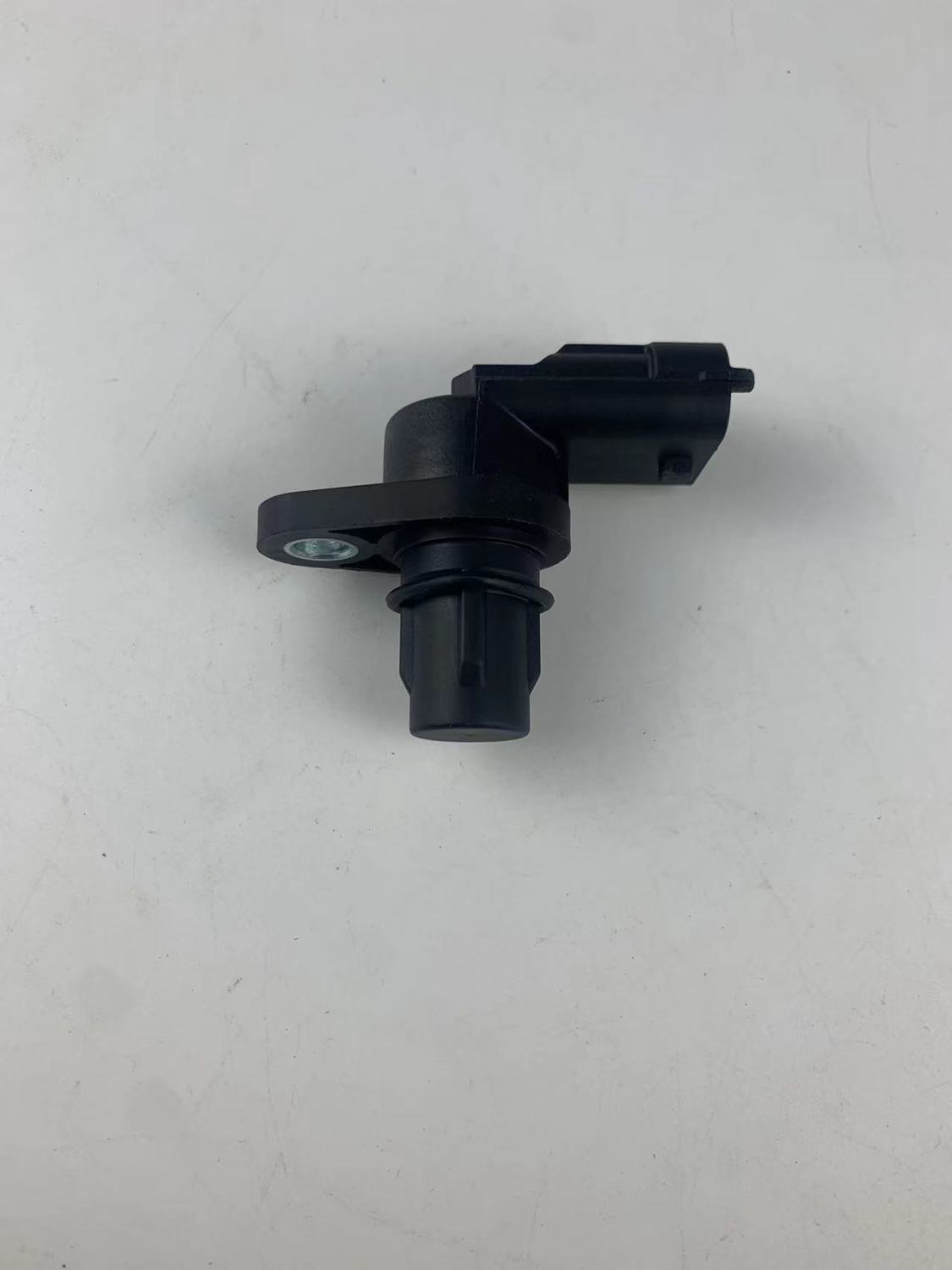 拖拉机收割机全柴发动机配件;凸轮轴/曲轴传感器(0281002667)