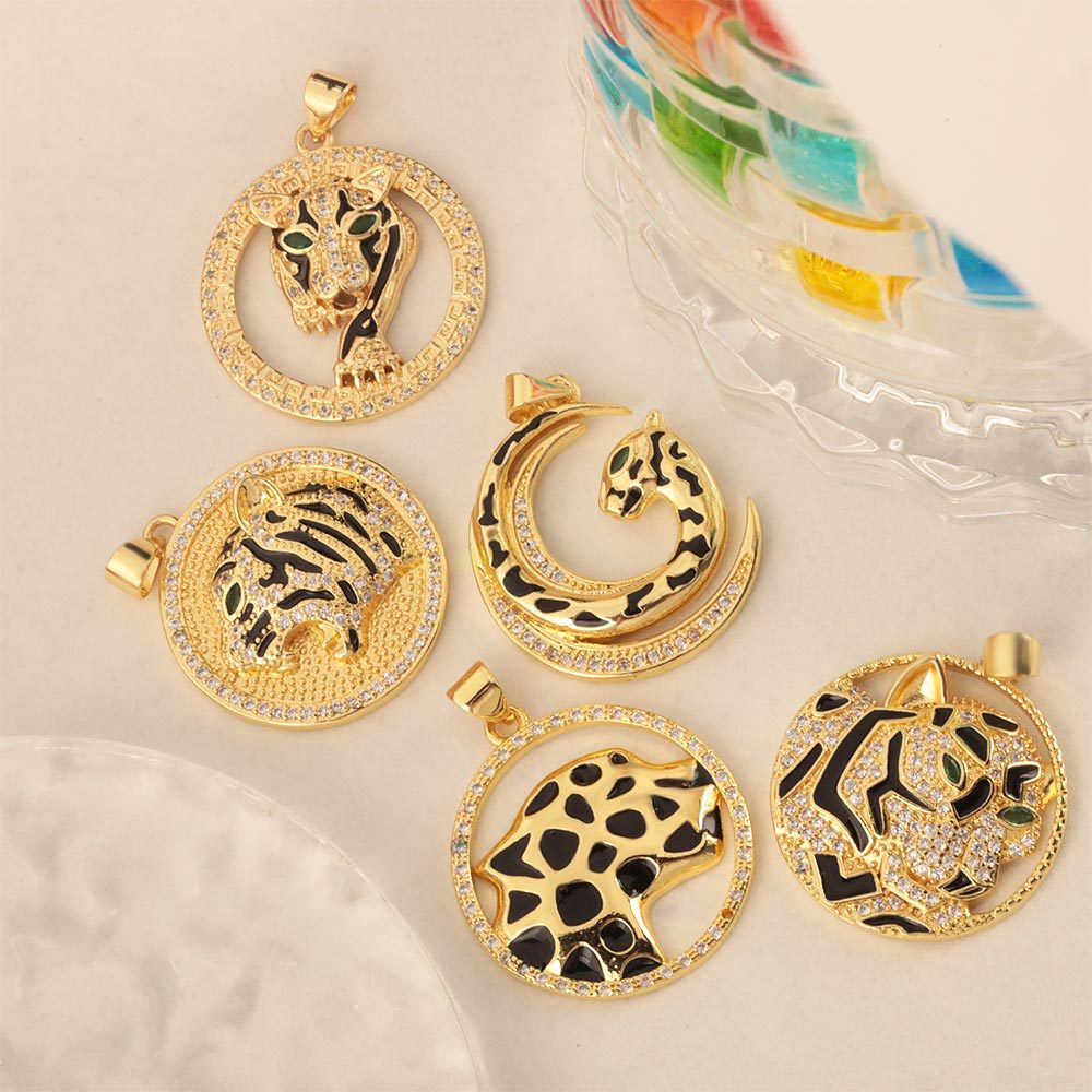 1 Piece Quantity 1 Piece Copper Zircon Animal Jaguar Pendant Necklace