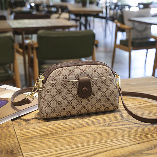 Crossbody bag mini shell bag Korean version new retro printed small square bag  summer mom mobile phone bag