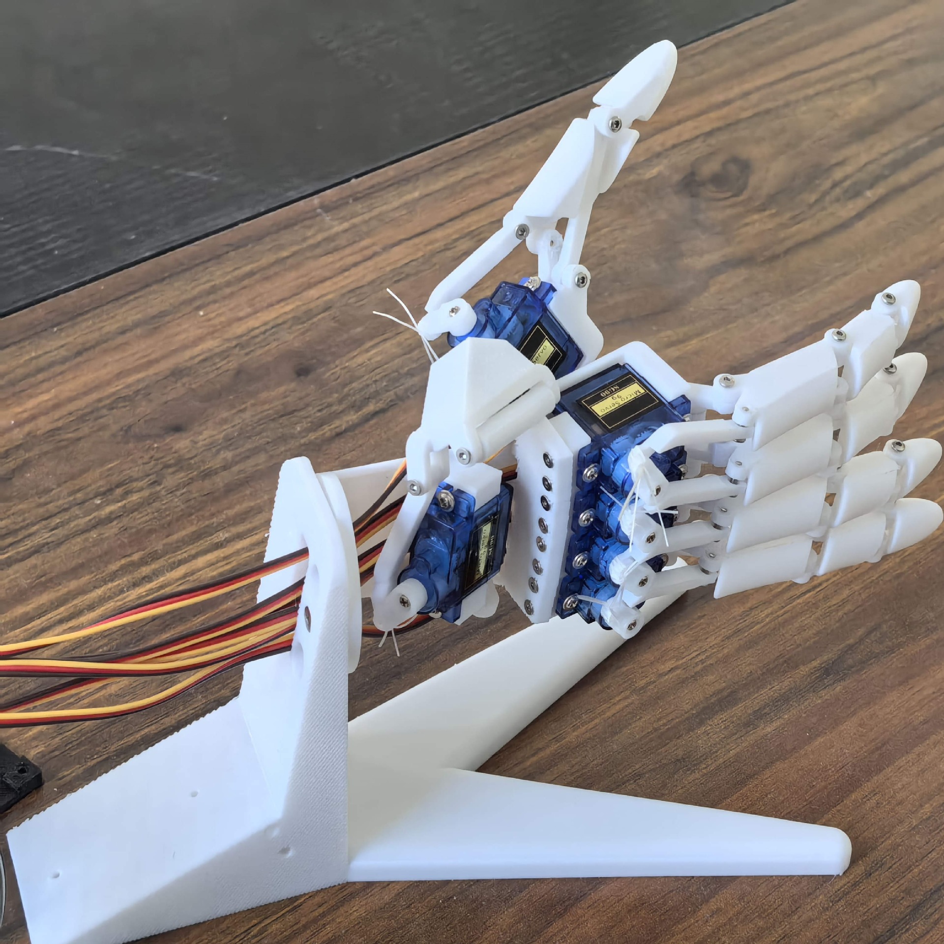 Arduino无线体感机器手DIY机械臂创客/科技节/编程/科创/人工