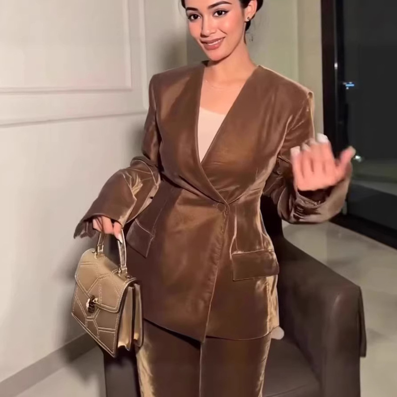 Cross-Border European and American Women's Fashion Aliexpress Hot-Selling Stylish Velvet V-Neck Pocket-Decorated Slim-Fit Blazer + Flared Pants Set Cross-Border European and American Women's Fashion Aliexpress Hot-Selling Stylish Velvet V-Neck Pocket-Decorated Slim-Fit Blazer + Flared Pants Set