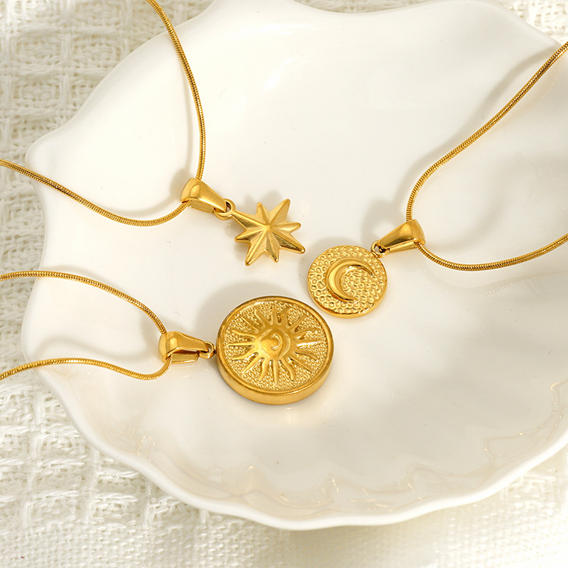 Women's Gender Wholesale Jewelry IG Style Sun Star Moon 304 Stainless Steel 18K Gold Plated Plating Pendant Necklace Snake Chain