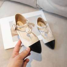 女童皮鞋2025春秋新款韩版宝宝尖头公主鞋百搭儿童花朵演出舞蹈鞋
