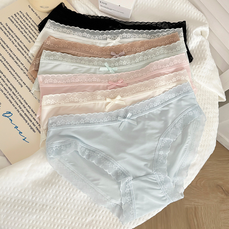 New Underwear for Women Summer Thin Antibacterial Pure Cotton Crotch Seamless Mid-Waist Sexy Lace Girls Briefs