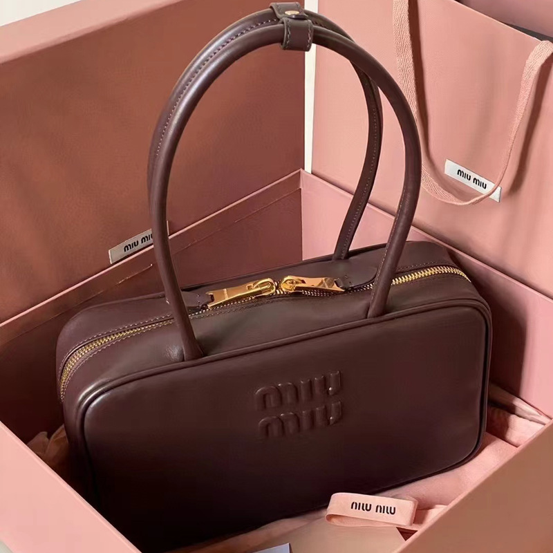 Miu 2025 New Retro Bowling-Style Handbag Briefcase Unisex Shoulder Crossbody Commuter Trendy Versatile