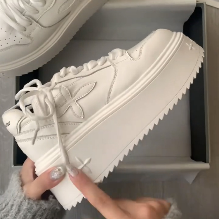 Platform Sole Heightening Breathable Flats Spring New Soft Sole Versatile White Shoes 2025 Korean Style Small Sneakers for Women Platform Sole Heightening Breathable Flats Spring New Soft Sole Versatile White Shoes 2025 Korean Style Small Sneakers for Women