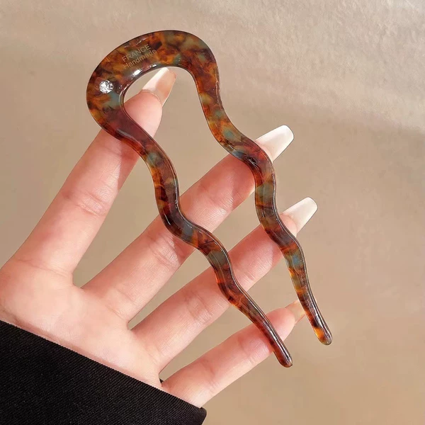 One diamond U-shaped hairpin-blue brown