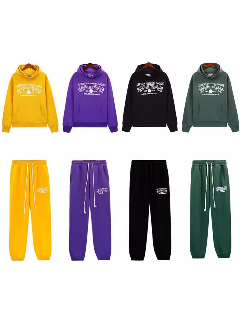 New kapok print set from an e-commerce trendy brand: high-street loose-fitting hooded sweatshirt and casual sweatpants.