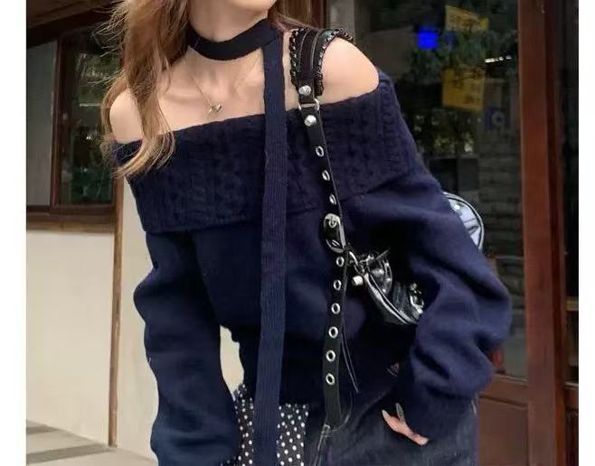 韩系慵懒风一字肩挂脖毛衣女秋冬新款设计感小众露肩宽松针织上衣|undefined