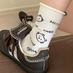 卡通袜子女2025秋季新款可爱小猫中筒袜韩版布标ins潮堆堆袜无骨