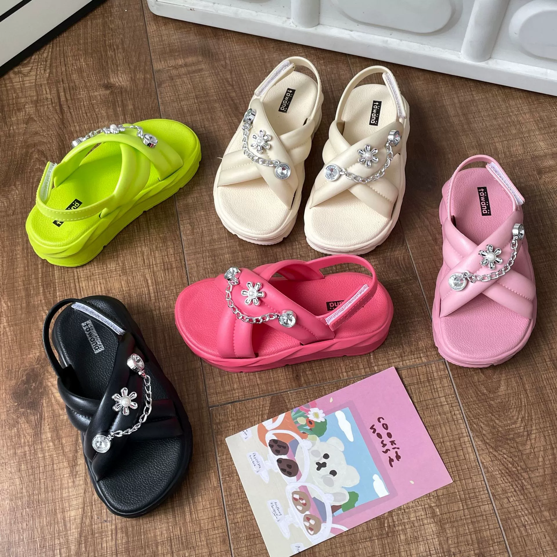 Детские сандалии Tavana, пляжные сандалии для девочек, Нескользящие дышащие сандалии из ЭВА без шнуровки оптом