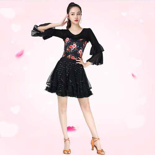 Square dance costume mesh mid-sleeve diamond-encrusted sailor dance costume jitterbug top internet celebrity new dance costume mesh