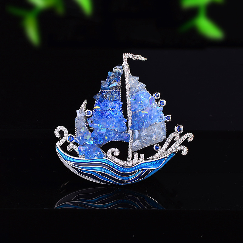 High-End Luxury Crystal Brooch, Smooth Sailing Sailboat Brooch, Enamel Clothing Accessories Wholesale