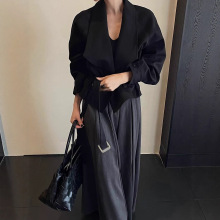 韩美高级感翻领设计系带收腰廓形风衣外套女秋宽松显瘦短款夹克