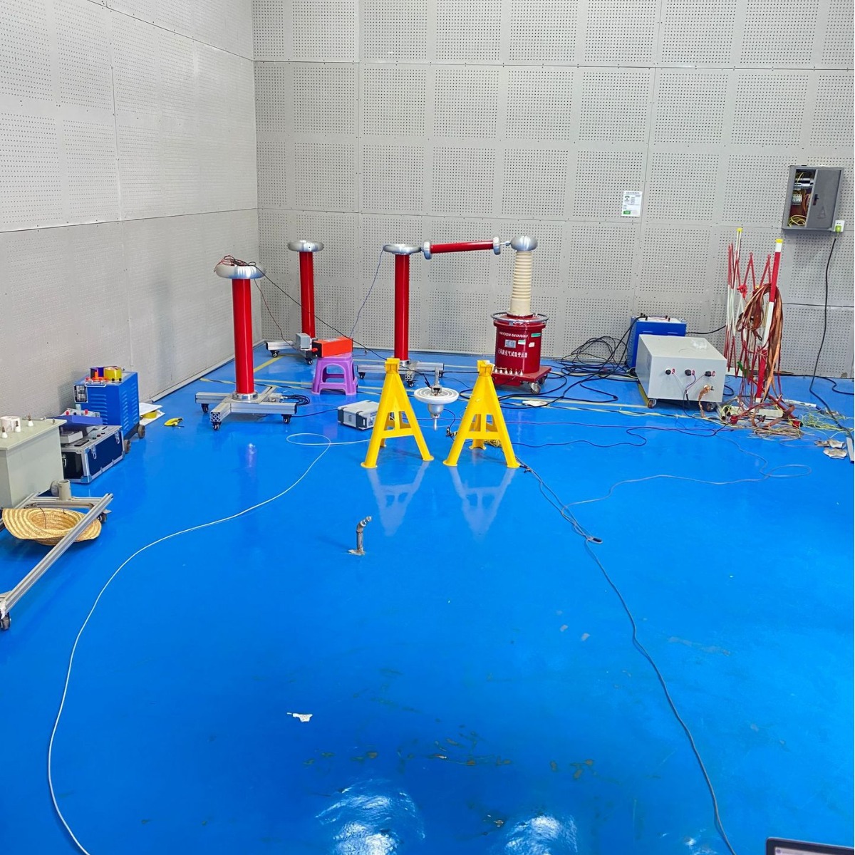 高低压电器开关/绝缘子产品专用科环无线电干扰测试设备KH3961-梁