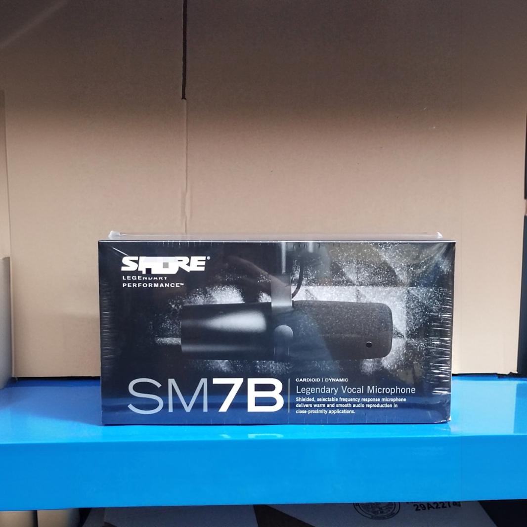 Микрофон SM7B старая упаковка