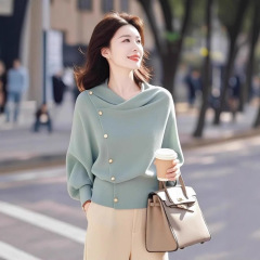 ミントグリーンの春と秋の女性のシックな韓国スタイルの超見栄えの良いハイエンドのシックなインナーとアウタートップ 2025 新しいスタイル