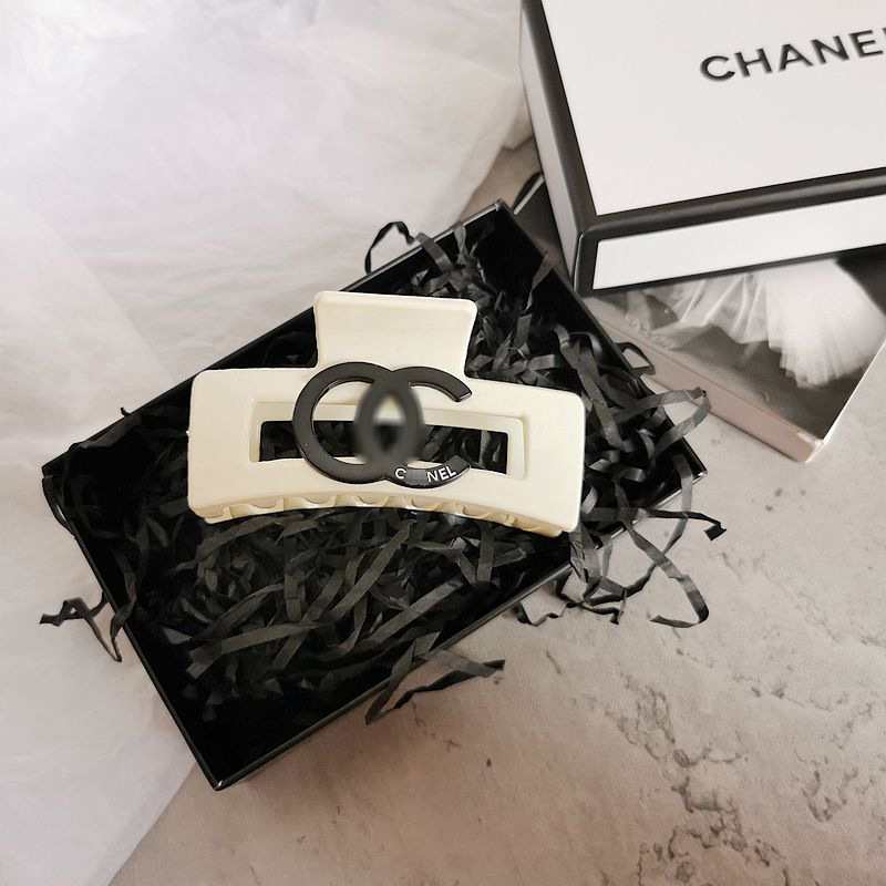 PC white rectangular clip large C