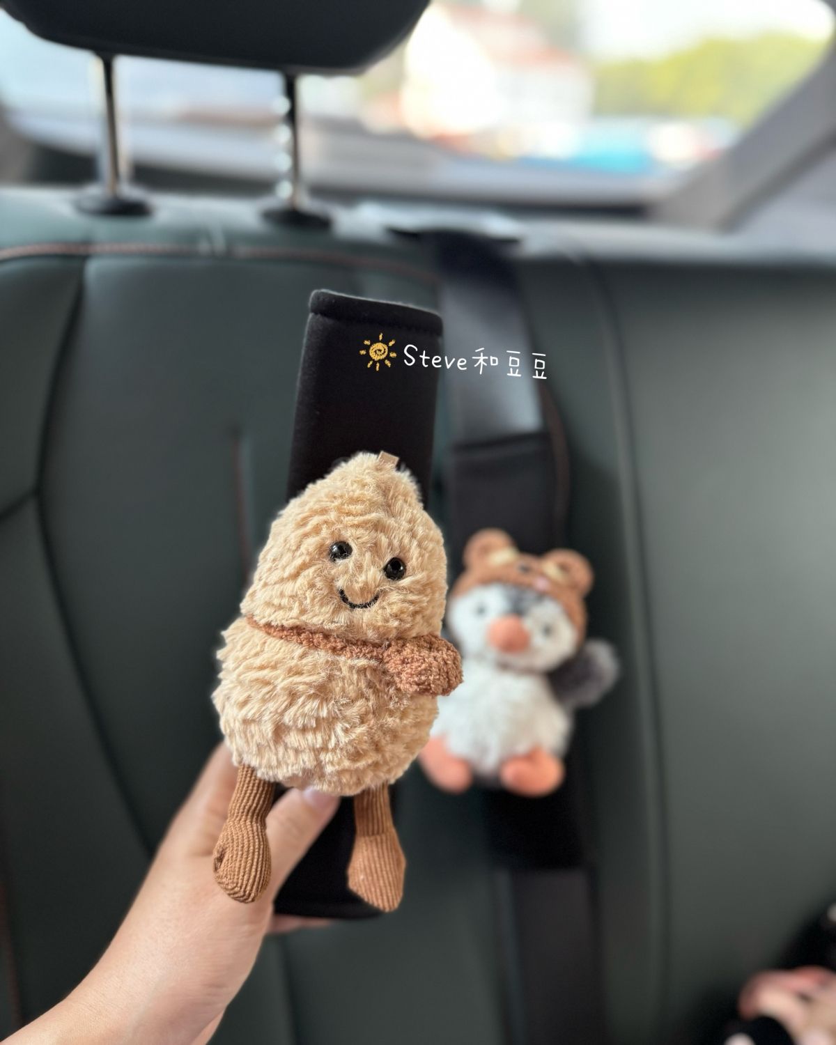 Car Interior Decoration Anti-Strangle Peanut Penguin Doll Popular Cute Car Seat Belt Shoulder Pad Decoration