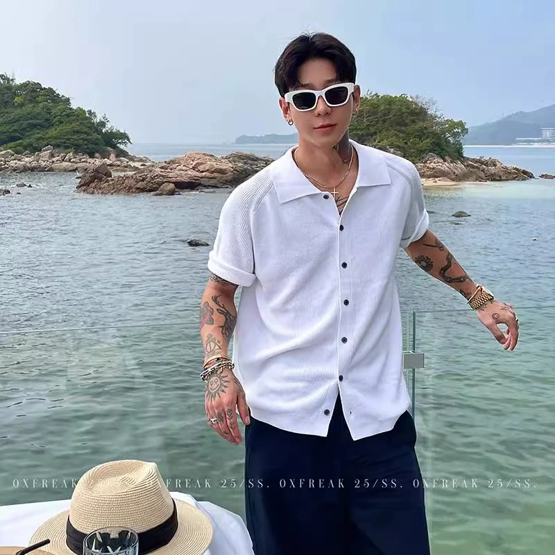 Старый денежный ветер легкий и текстурный трикотажный рубашка с короткими рукавами для мужчин летом новый свободный тренд повседневная рубашка с лацканом