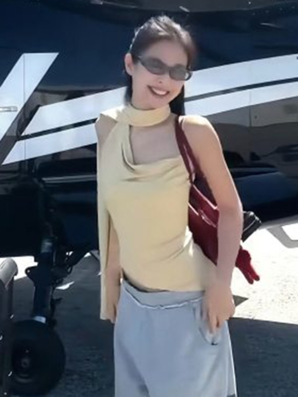 jennie同款时尚绑带荡领挂脖修身短款上衣设计感无袖修身显瘦上衣|undefined