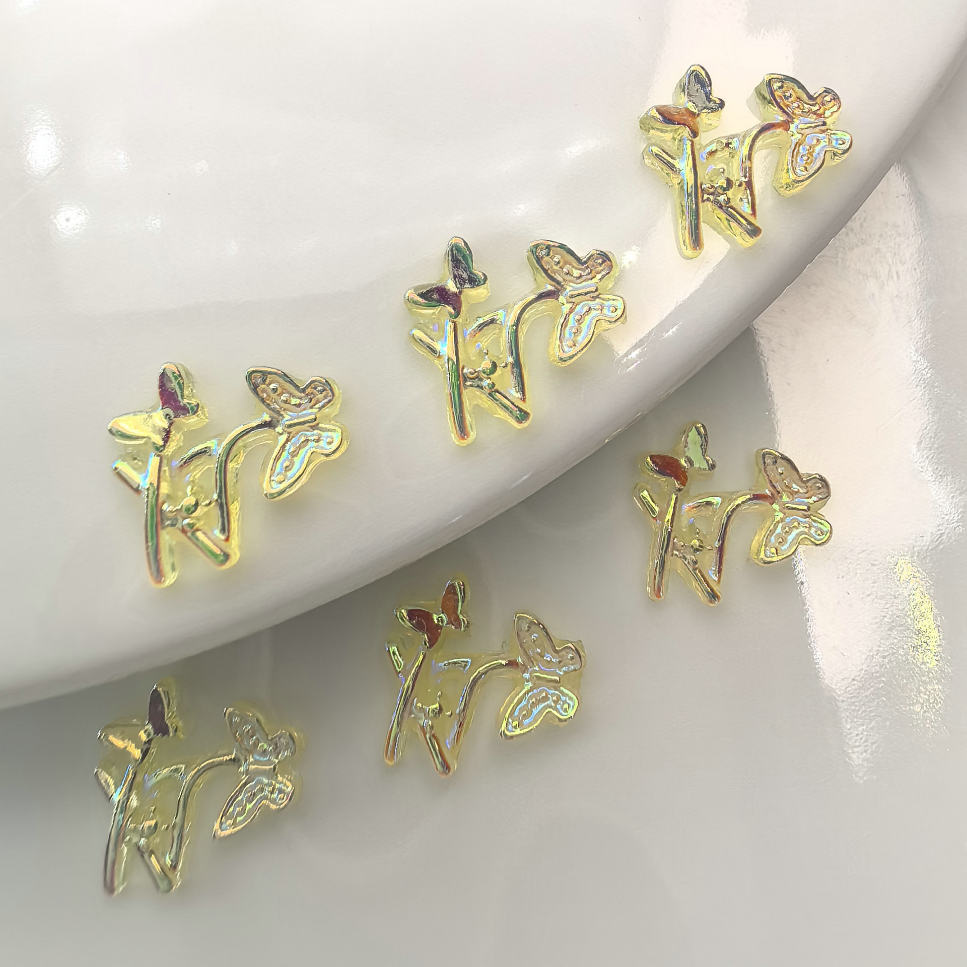 柠檬黄蝴蝶系列美甲饰品批发0032.jpg
