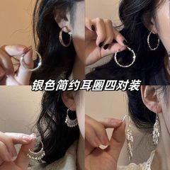 冷淡な銀の色素の輪の耳の輪の女性の春夏の新型の爆発金の簡単な百合のイヤリングの大衆の設計の高級感の耳飾り