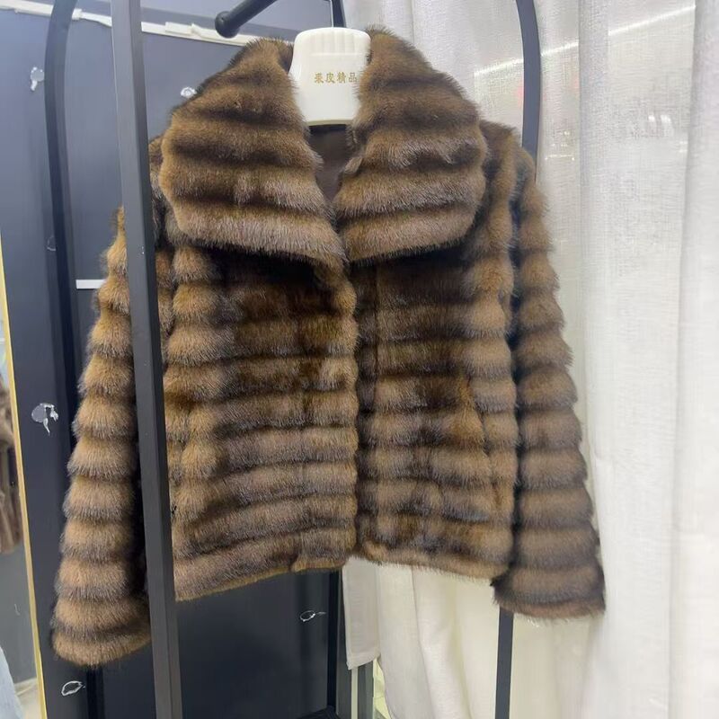 Autumn and Winter New Imitation Chinchilla Large Lapel Outwear Fashionable Environmentally Friendly Fur Warm Fur Outwear Fur Integrated Autumn and Winter New Imitation Chinchilla Large Lapel Outwear Fashionable Environmentally Friendly Fur Warm Fur Outwear Fur Integrated