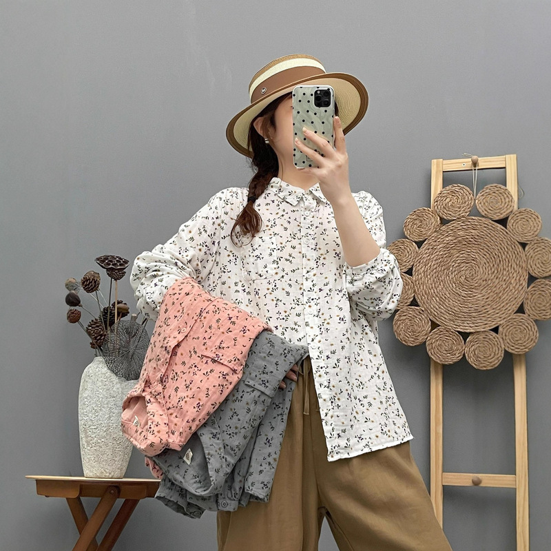 2025 Double-Layer Cotton Gauze Floral Long-Sleeved Shirt for Women, Retro Literary Print, Soft, Skin-Friendly and Breathable Bottoming Shirt