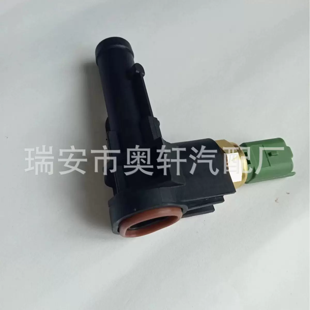 汽车注塑水通节温器盖汽车水通节温器77363684 71736835带传感器