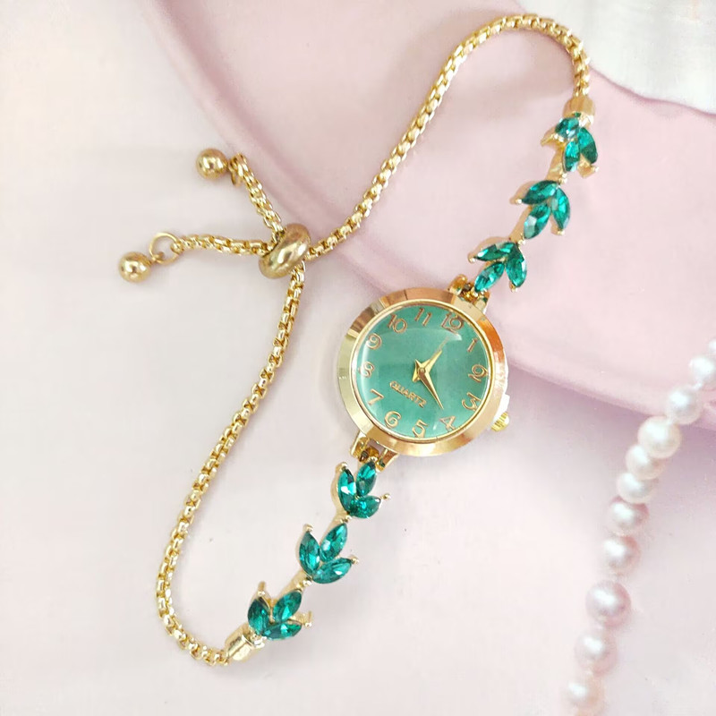 Petal Pattern Casual Elegant Petal Magnet Buckle Quartz Women's Watches