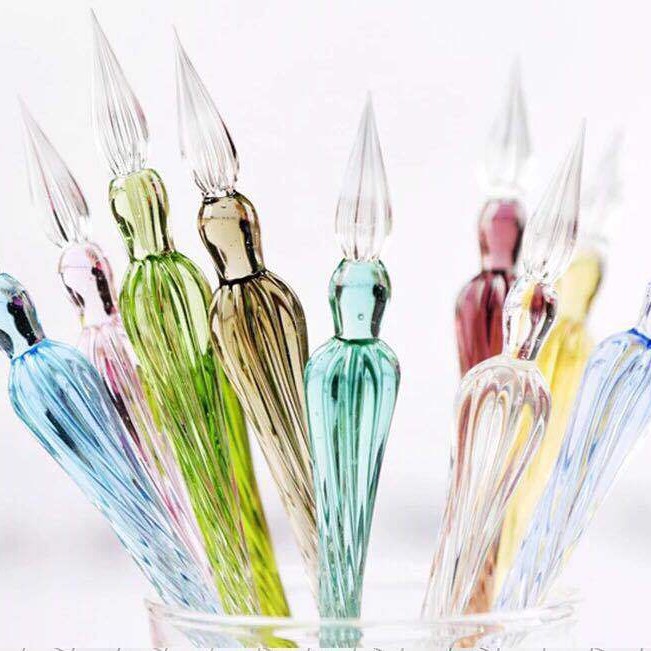 Regalo creativo firma pluma de cristal para los amigos Regalo de Cumpleaños productos creativos caja de regalo al por mayor