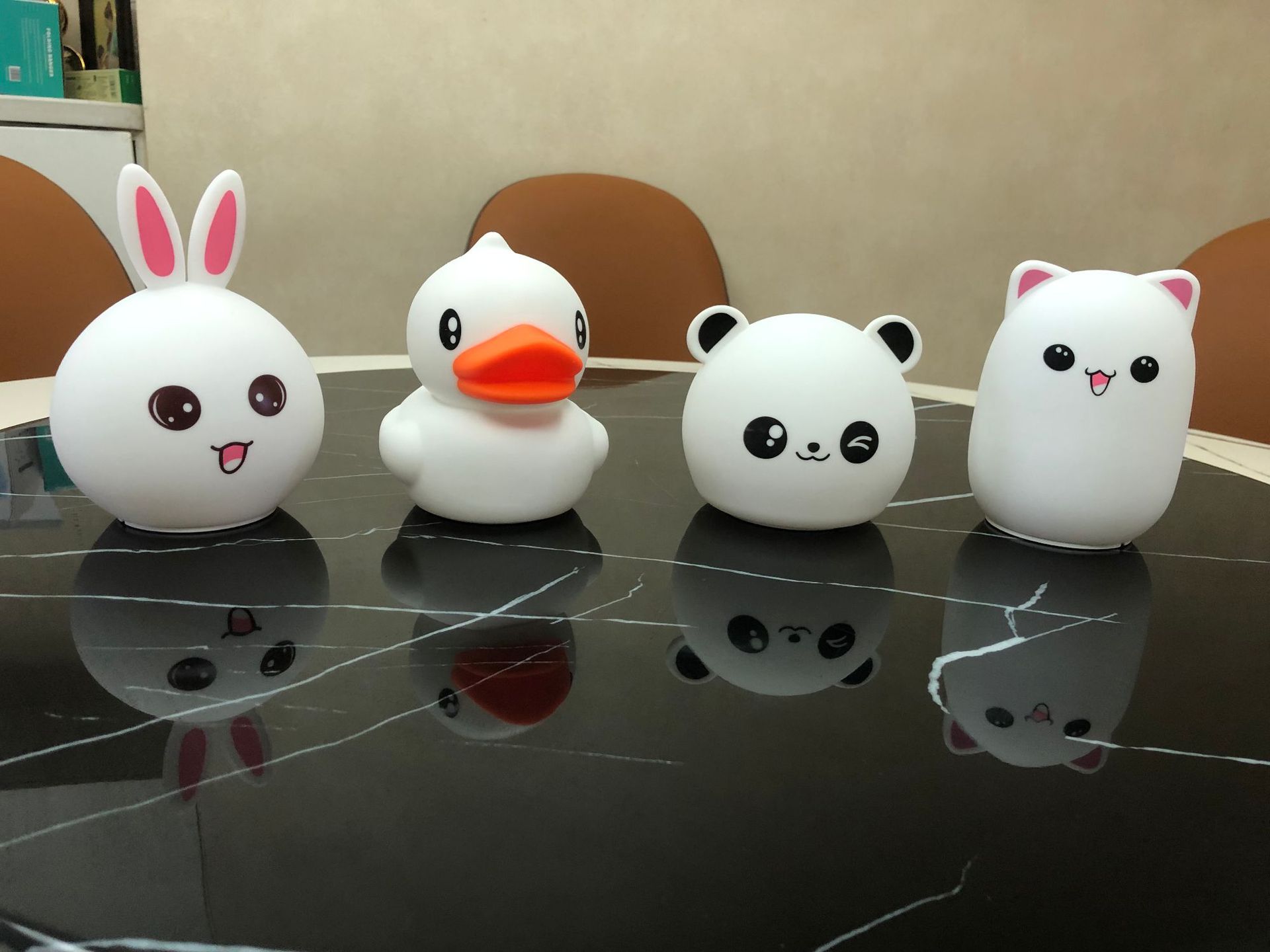 Cross-border Silicone Clap Light Bunny Night Light Cross-border Silicone Gradient Night Light USB Rechargeable Halloween Light 微信图片_20210811174642