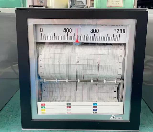 温度记录仪 EH100-12 K 0-1200度数显